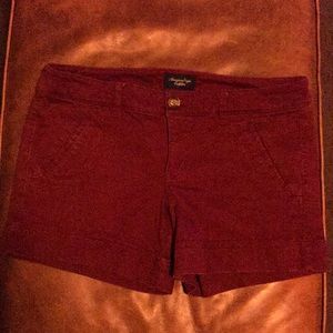Maroon American eagle chino shorts. Women’s 10